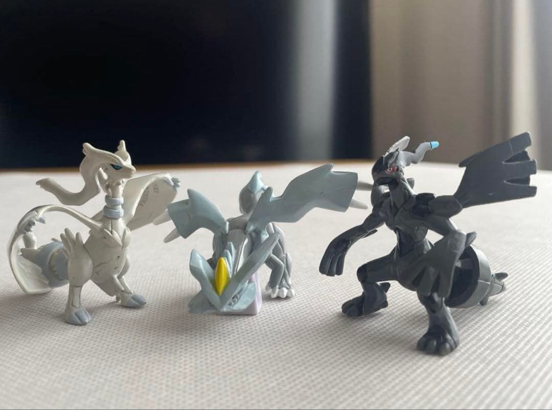 モンコレ　ポケモン　フィギュア　伝説ポケモン多数　レア　まとめ売り（おまけ付き）