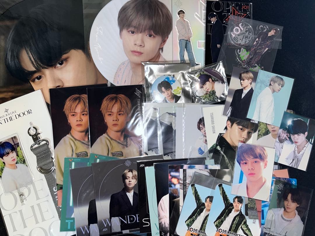 JO1 鶴房汐恩 グッズセット売り