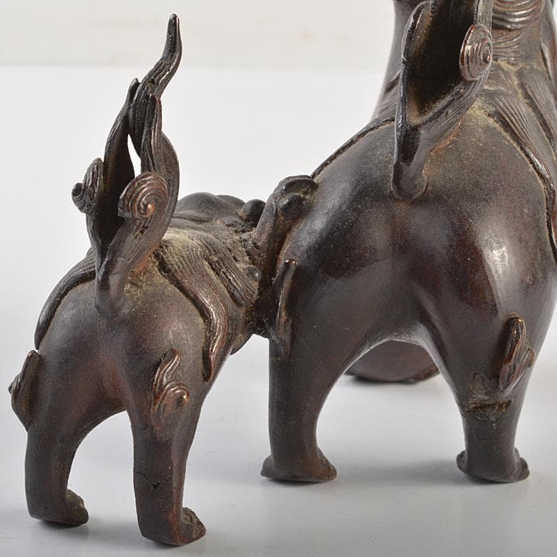 中国　古銅宣徳銅　玉乗り獅子　親子　鈴　置物　M　R7409