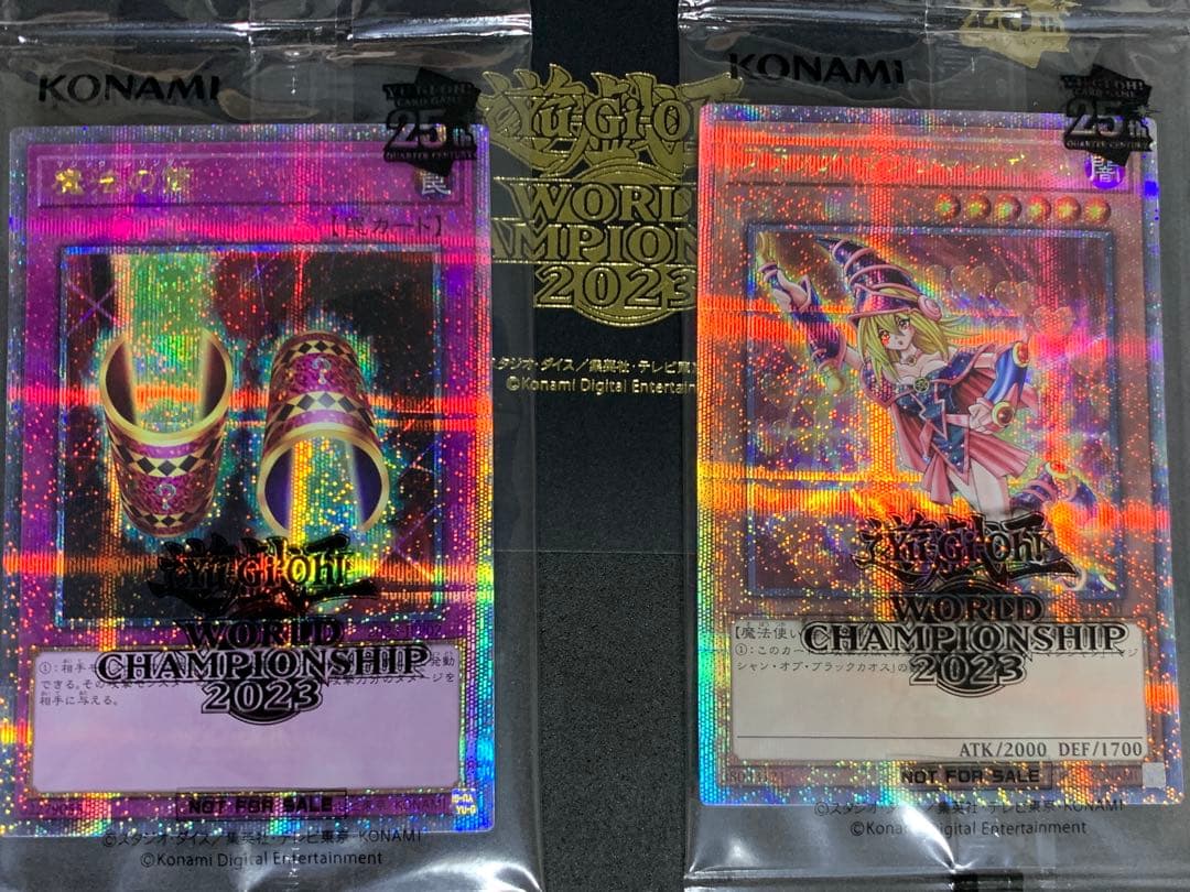 遊戯王　WCS2023 来場者特典 ブラックマジシャンガール　魔法の筒　25th