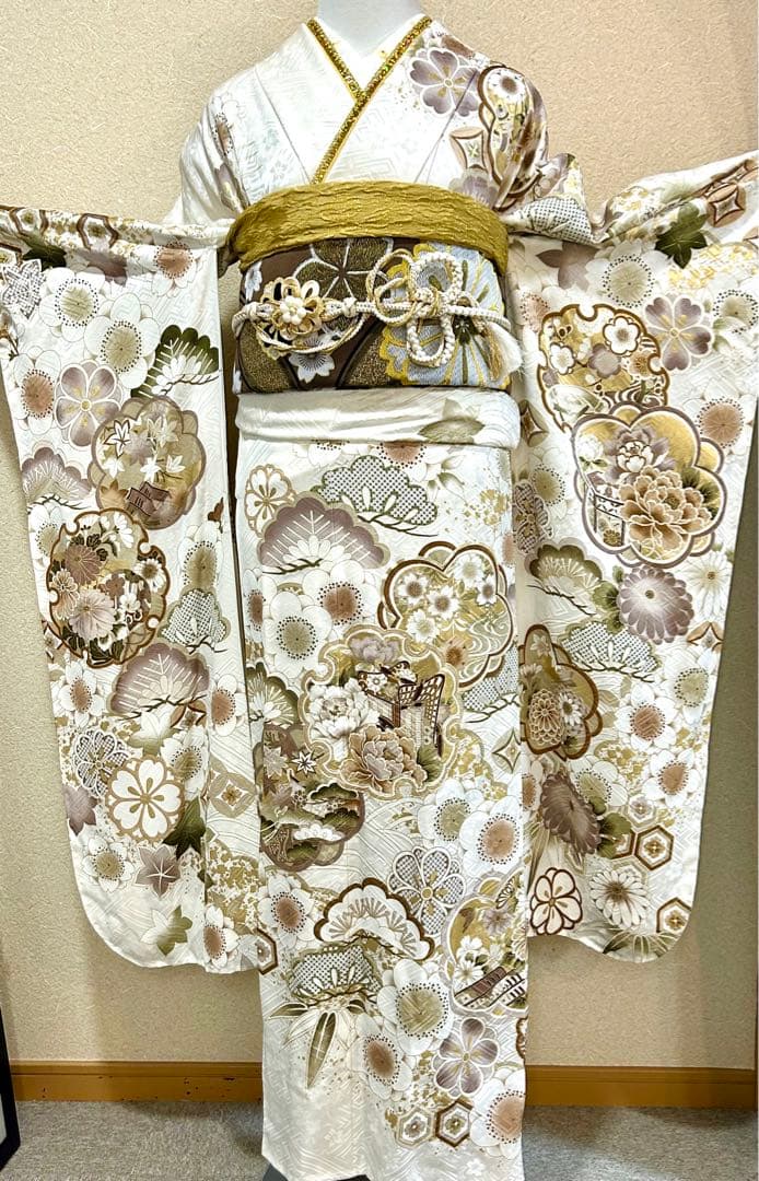 mu　白地振袖　上品な古典柄振袖　成人式　前撮り