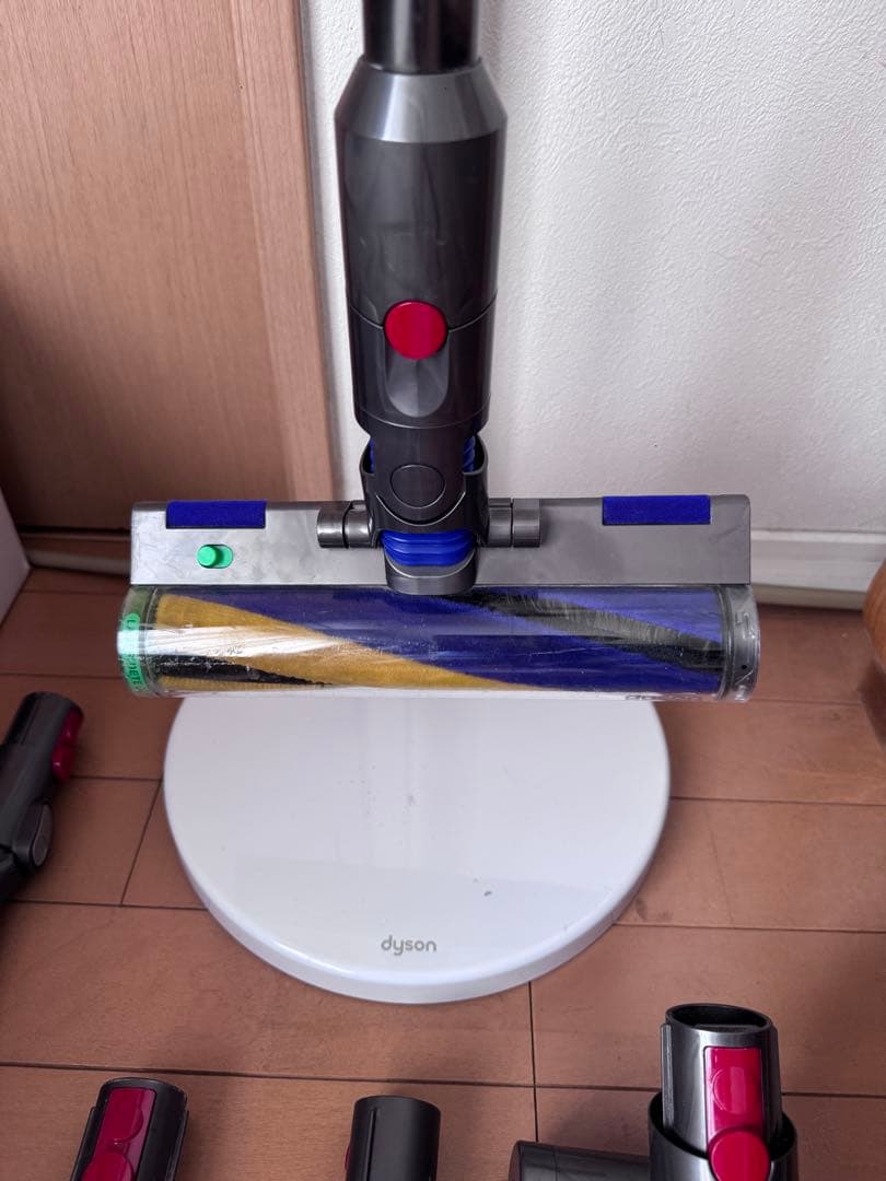 Dyson V12 Detect Slim fluffy SV20 完備品