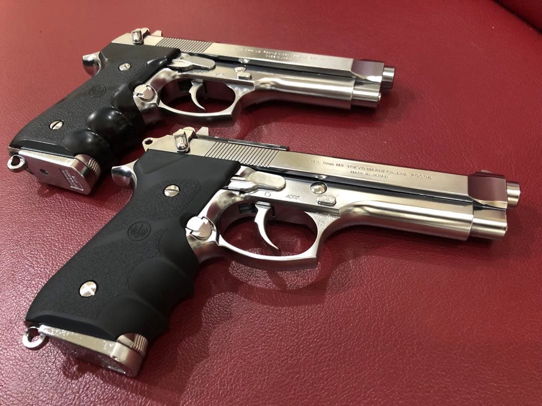 今日だけ値下げ！ベレッタファン必見マルイM92FクロームステンレスGBBケース付