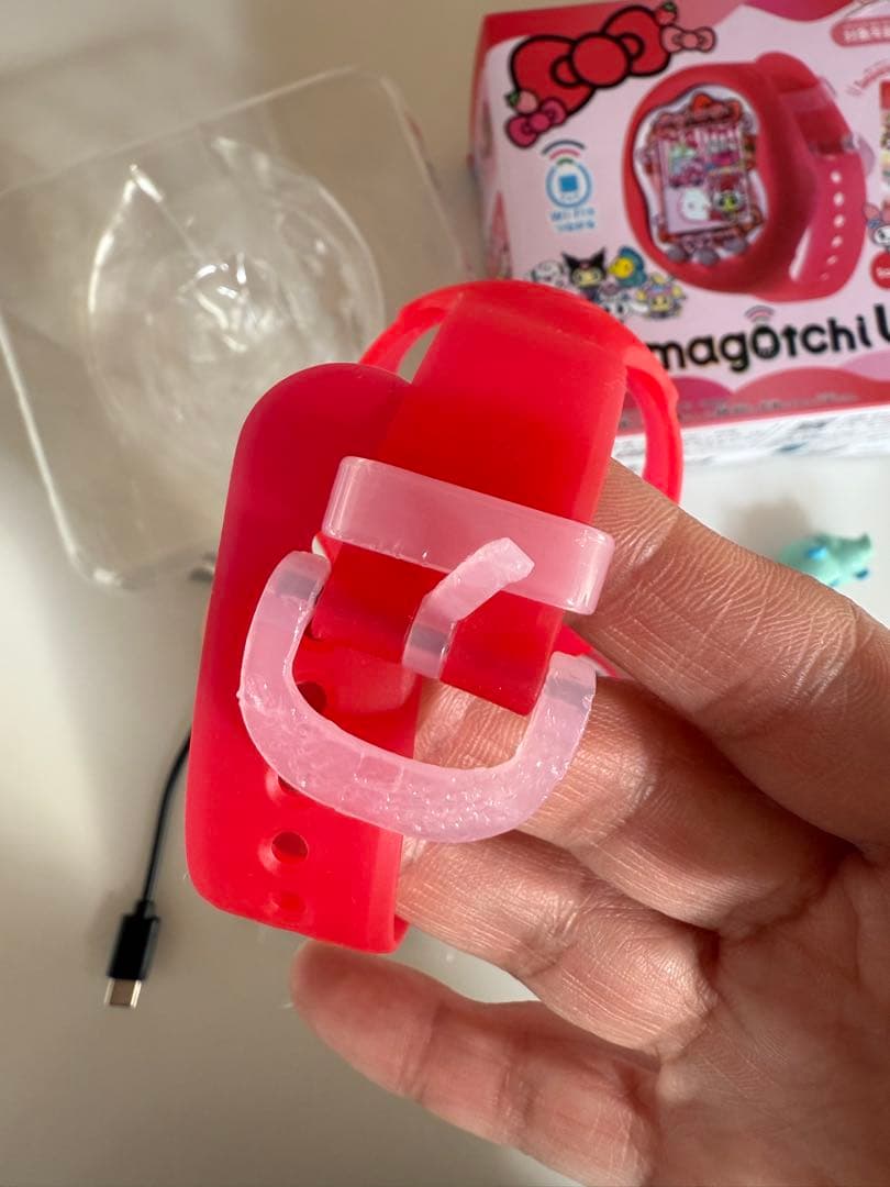 Tamagotchi Uni サンリオ　キティ