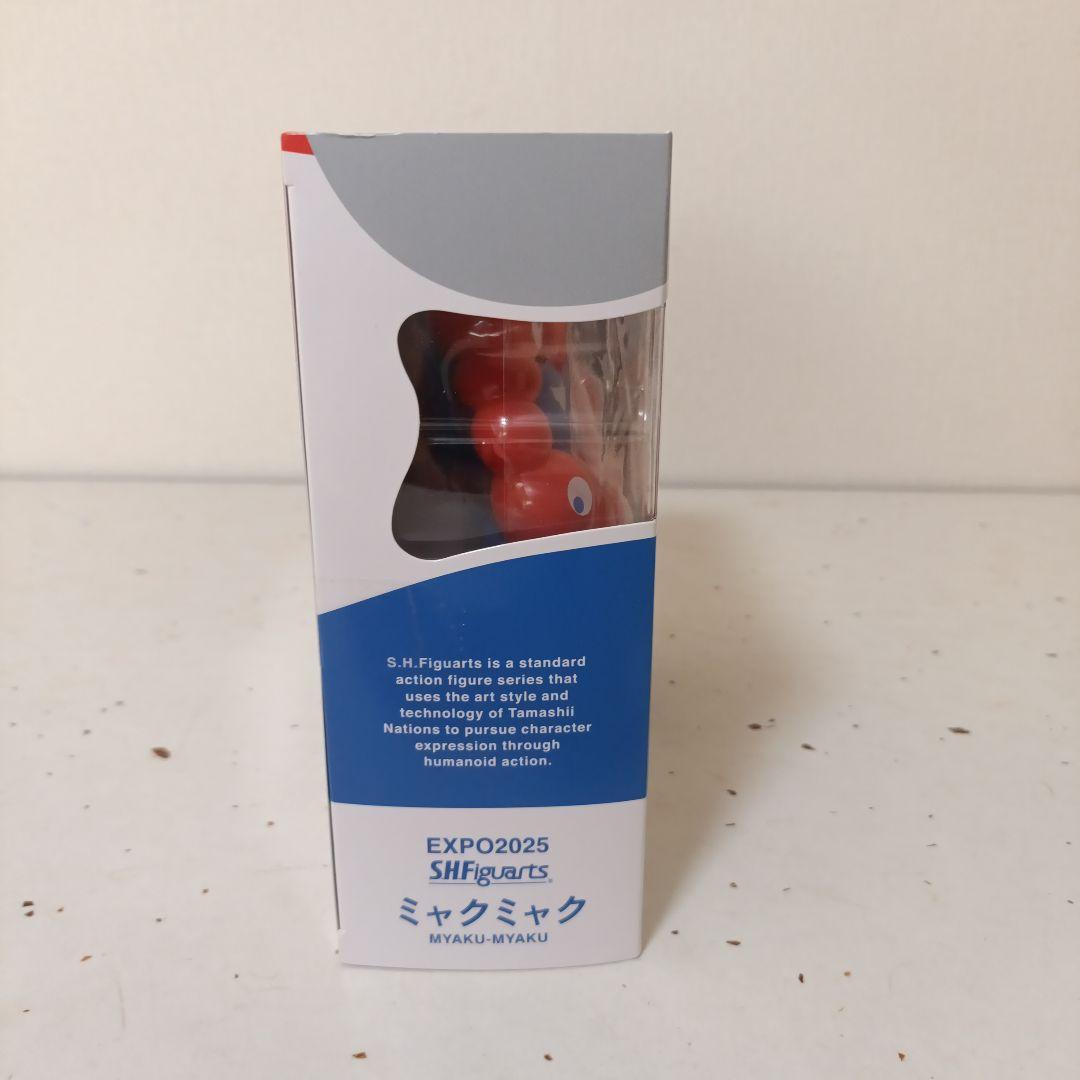 新品未開封　 ミャクミャクフィギュア SHFiguarts