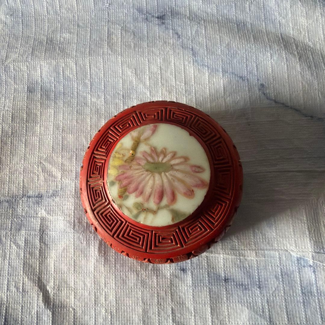 堆朱　香合　アンティーク　陶板　中国　China 小物入れ　ピルケース