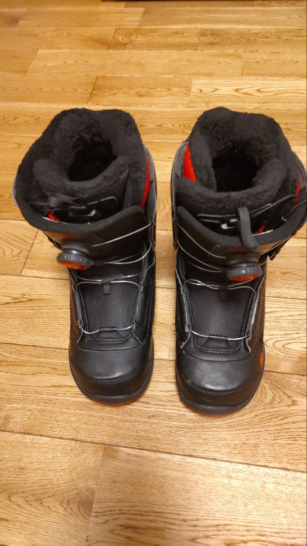 K2 スノーボードブーツ ブラック/レッド
