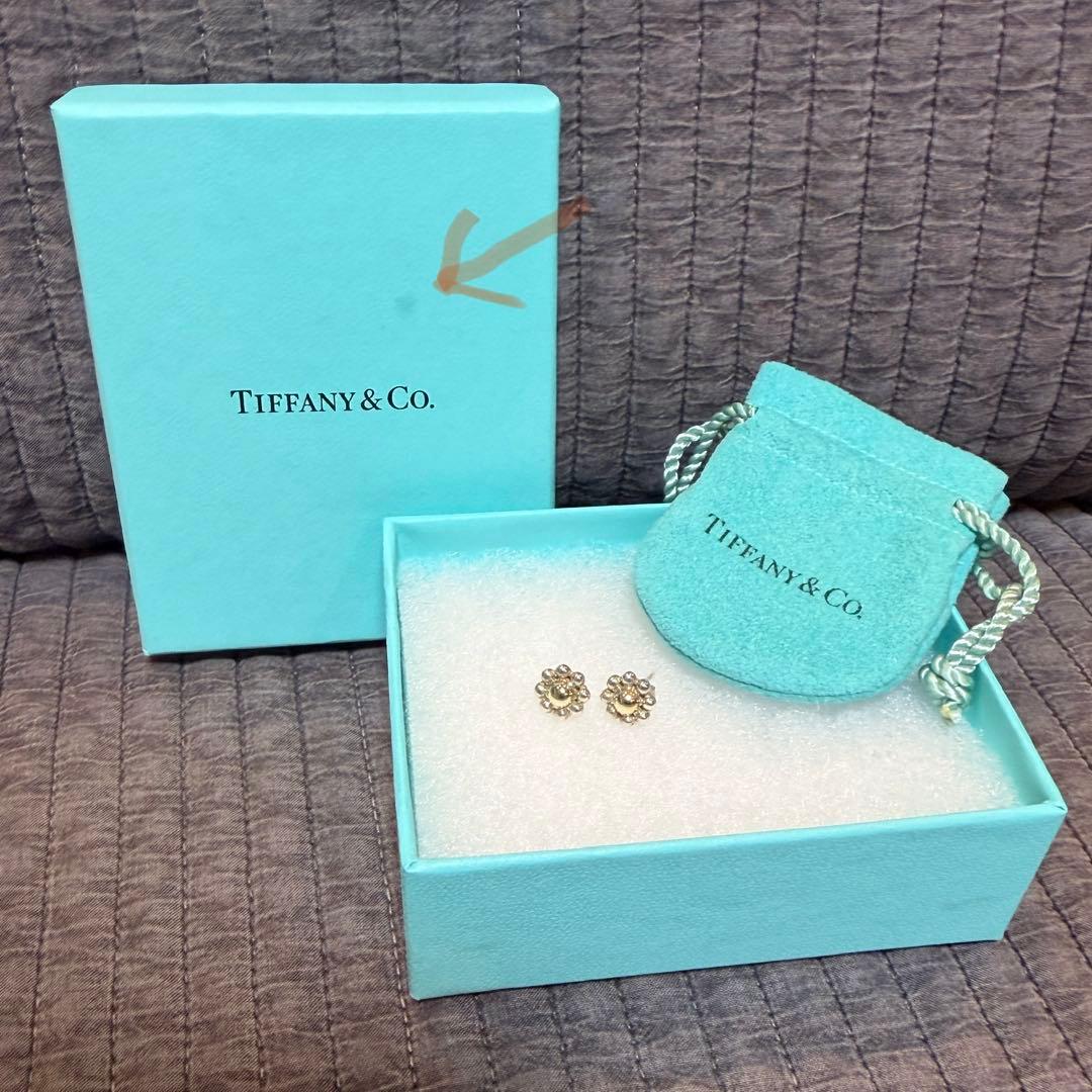 たけこ　Tiffany & Co. ジョリービーズフラワー コンビ　ピアス