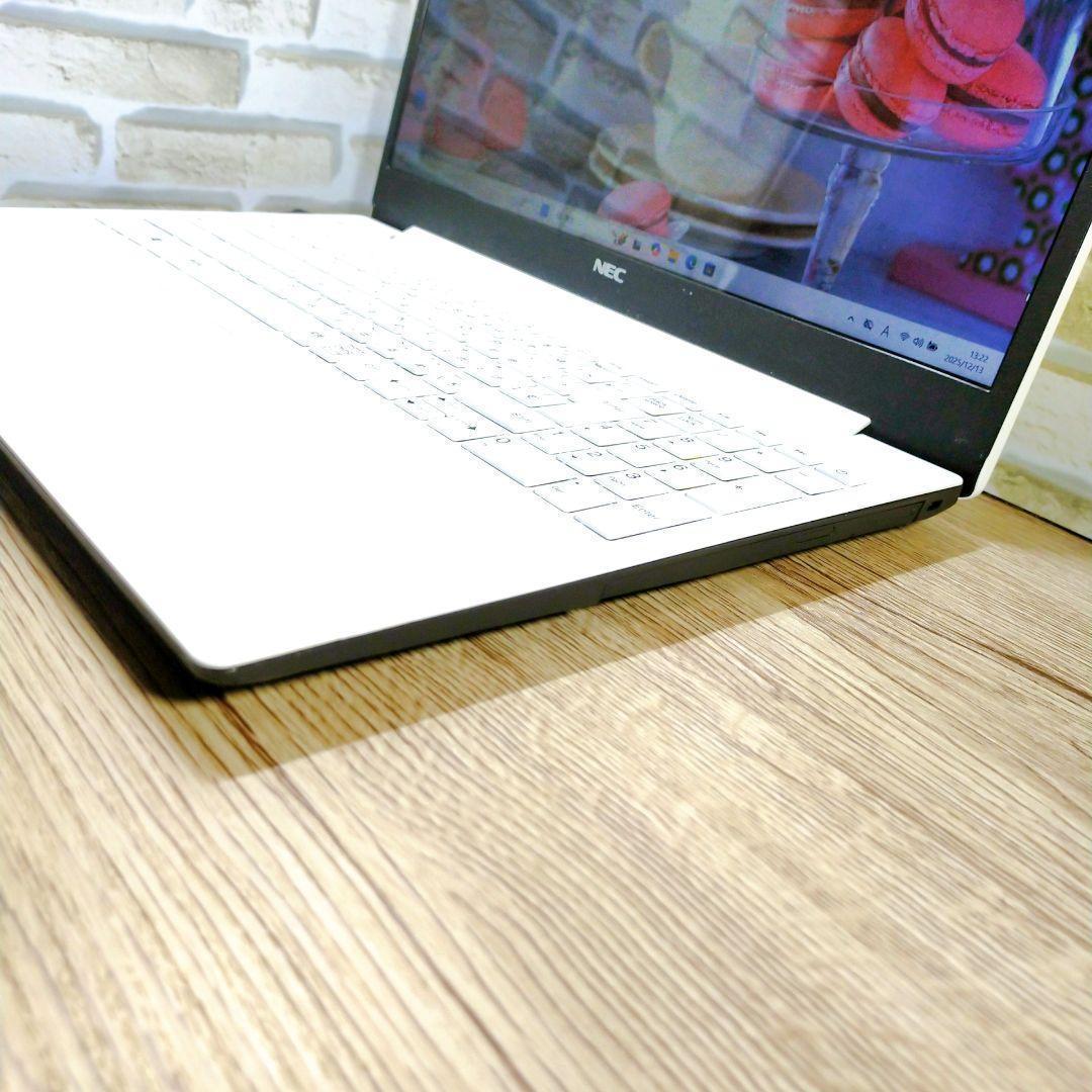 すぐに使える第8世代 NECノートパソコン Windows11 Office付き