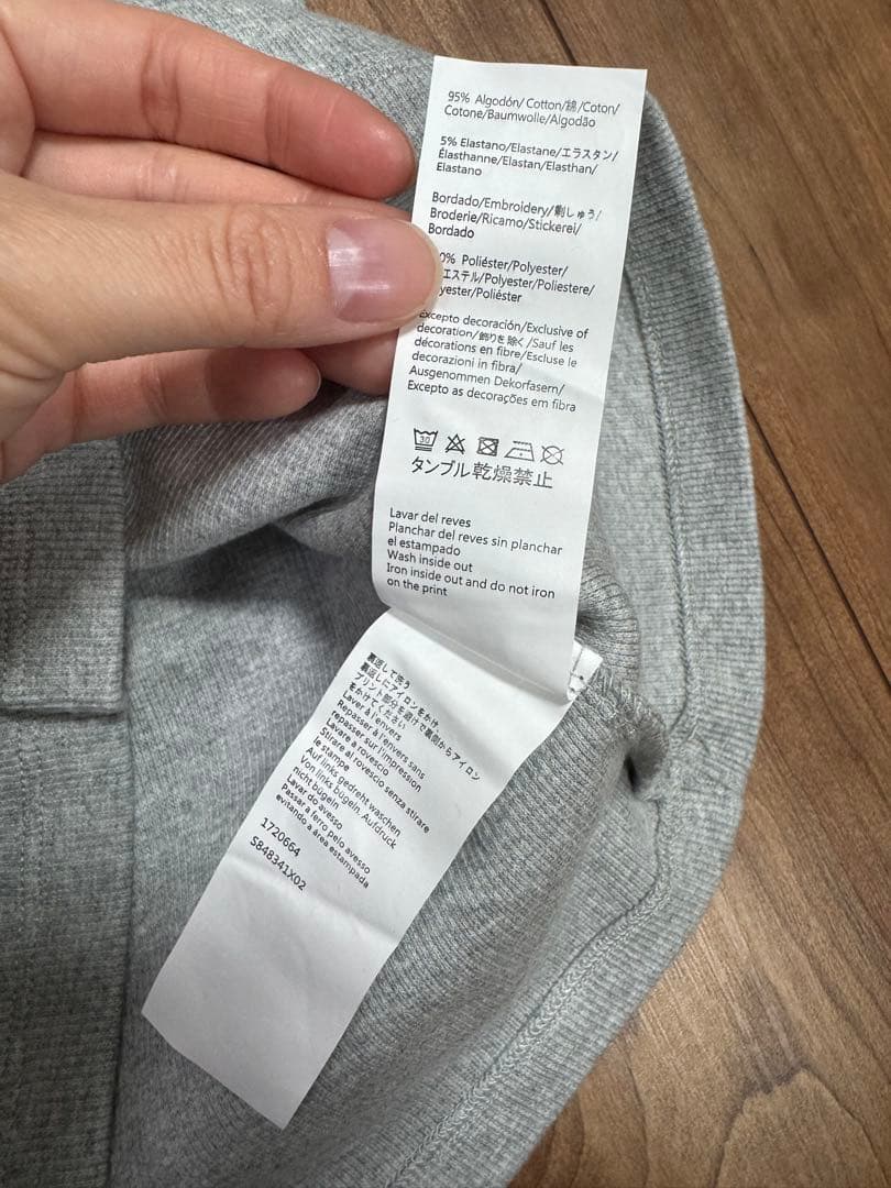 LOEWEロエベ タンクトップ グレー