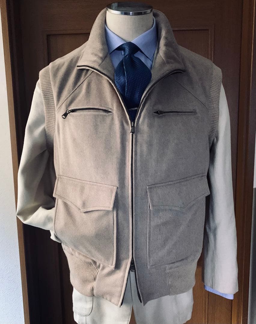 Brunello Cucinelli氏ご愛用　極上カシミアスーツベスト¥45万