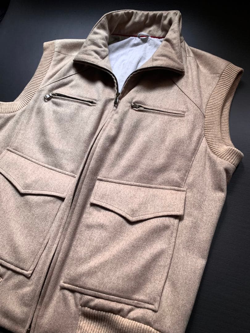 Brunello Cucinelli氏ご愛用　極上カシミアスーツベスト¥45万