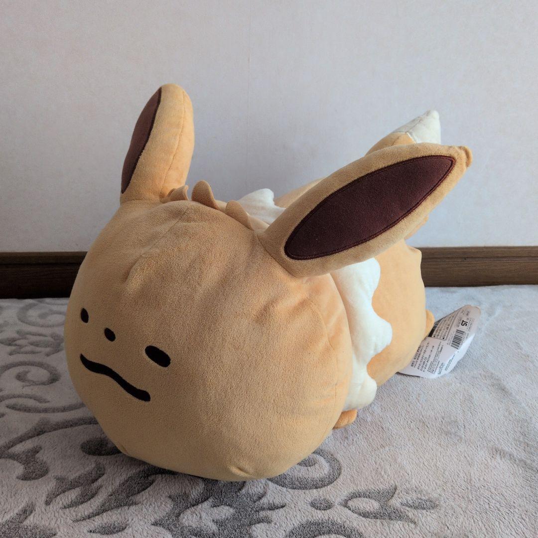 ポケモン　イーブイ　ぬいぐるみ
