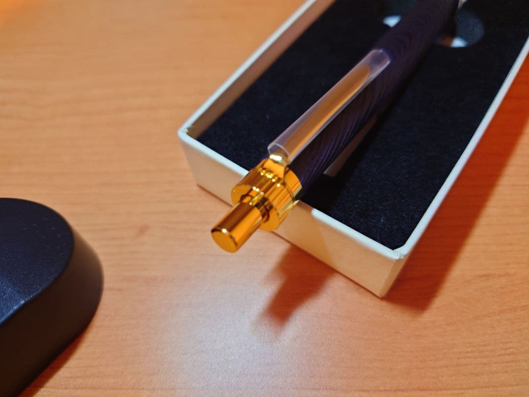 木軸ペン工房　金杢犀　杉　変わり漆　浮造り　シャープペンシル　0.5