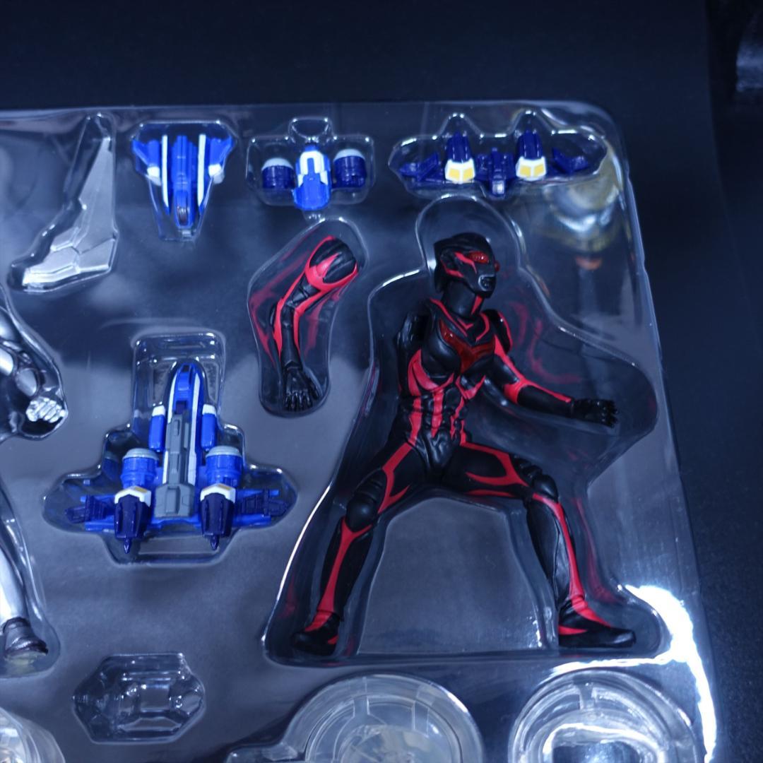 プレミアムバンダイ限定「アルティメットルミナス　ウルトラマンノア　ダークザギ」