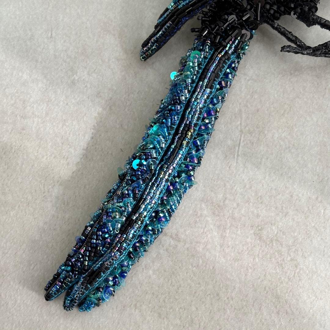 【カササギ】ビッグサイズ ビーズ刺繍ブローチバッグチャーム