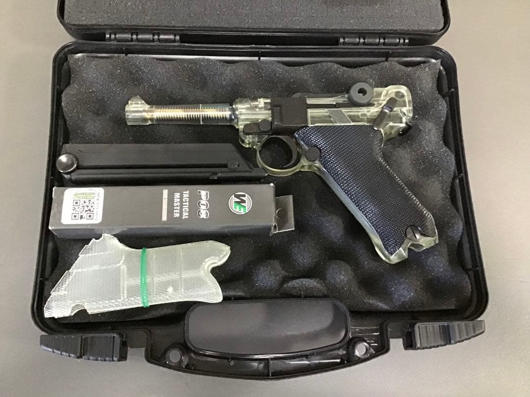 タナカ P08 スケルトン マガジン2個＋ブラックグリップ＋ハードケース付