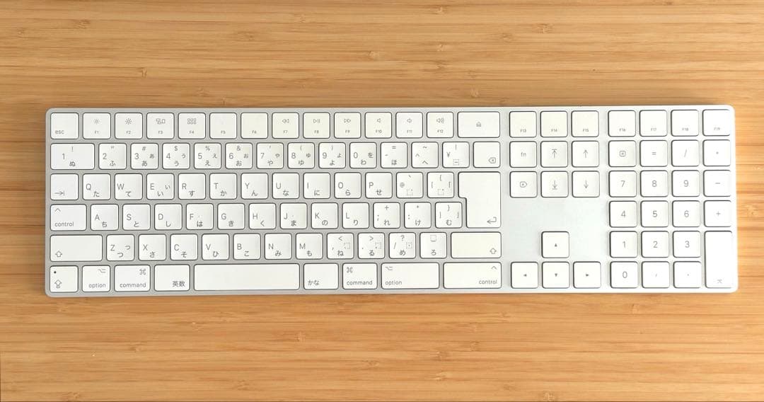 Apple純正 Magic Keyboard日本語配列　ホワイト
