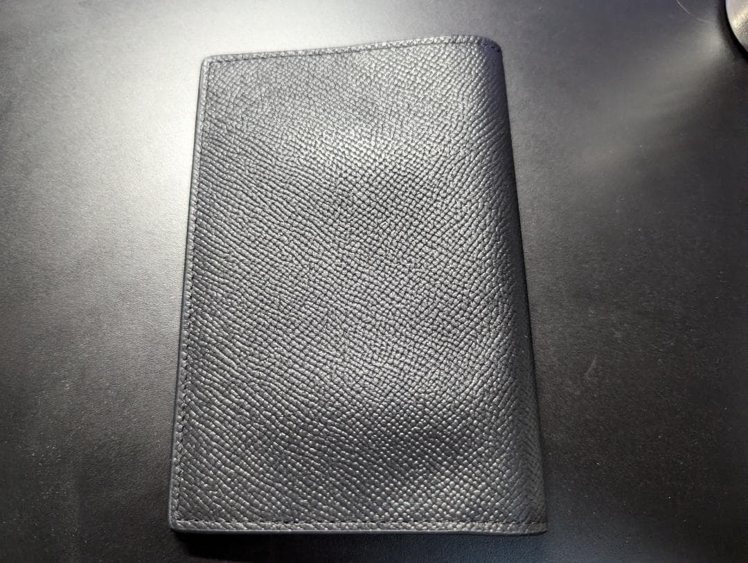 BALENCIAGA ブラック パスポートケース