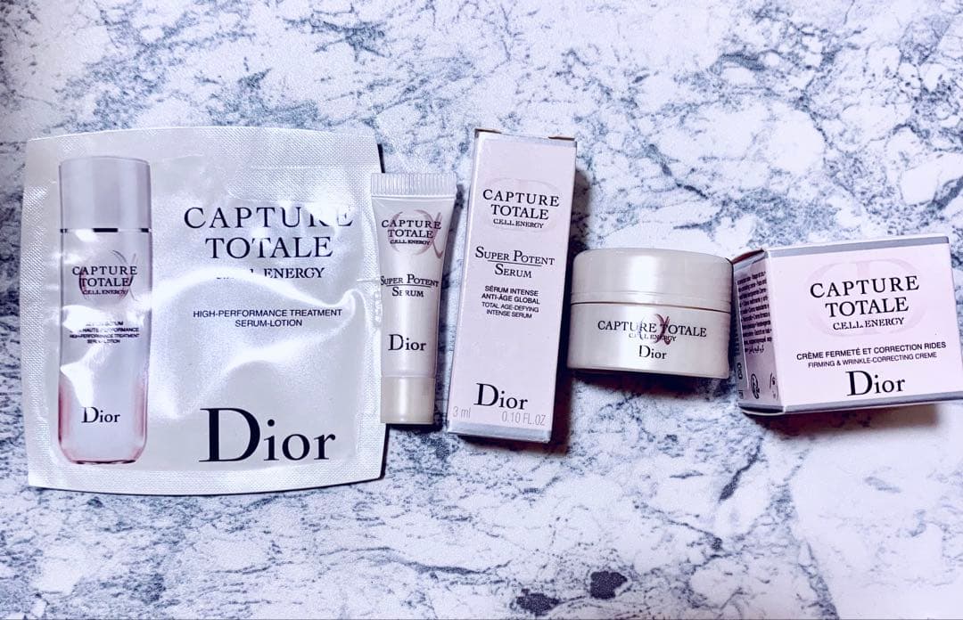 Dior限定！Diorピンク巾着ポーチ＆香水×リップの特別セット