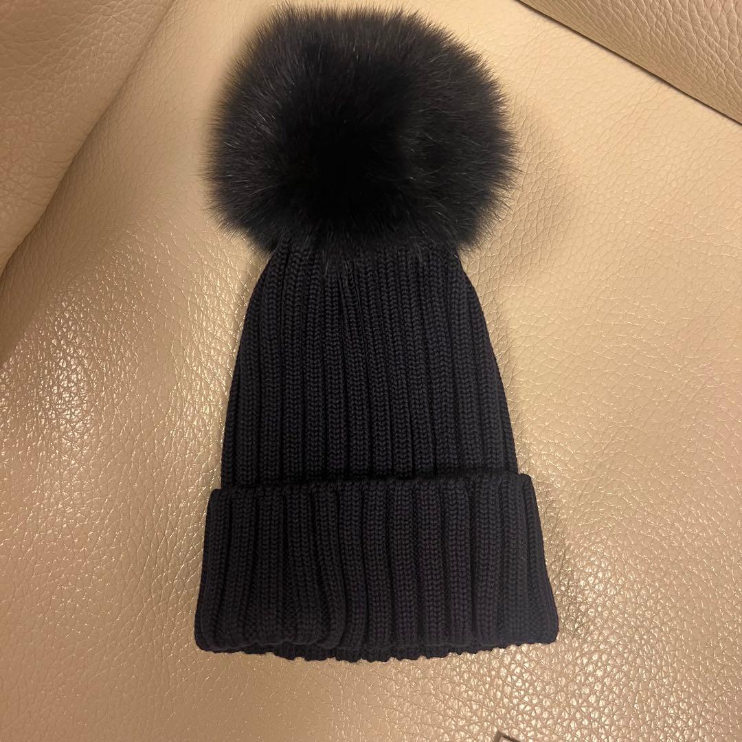 【新品】モンクレール　ニット帽　ブラック