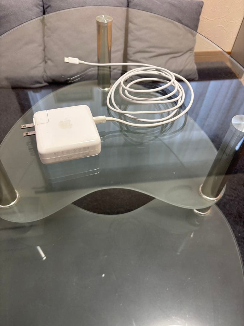 MacBook Pro M2チップ　シルバー 2022 8GB