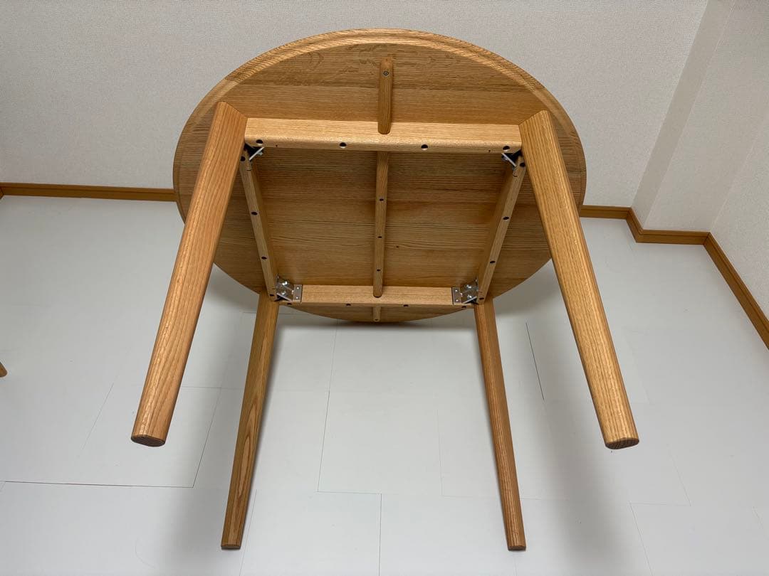 SIKI FURNITURE レッドオーク オイル塗装 板目 直径100cm