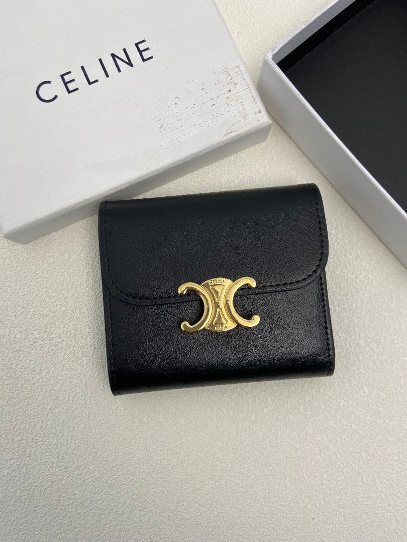 CELINE 黒 レザー 三つ折り財布