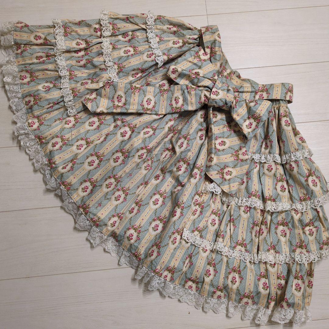 メタモルフォーゼ　初期　スカート　アンティークローズブーケ柄　水色