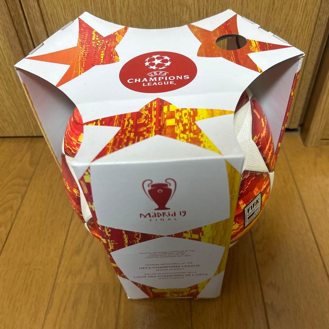 2018/2019 CL公式球　フィナーレ