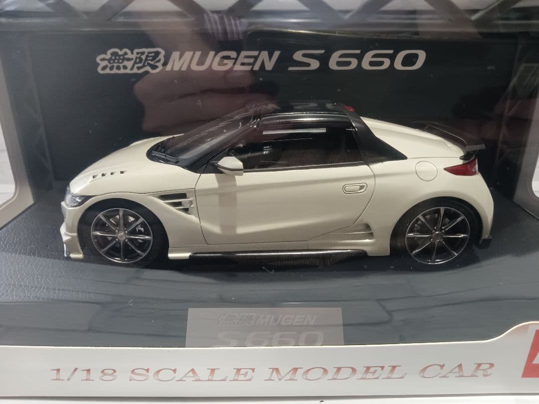 1/18 ホンダ　S660 無限　オフィシャル　ミニカー　ホワイトパール