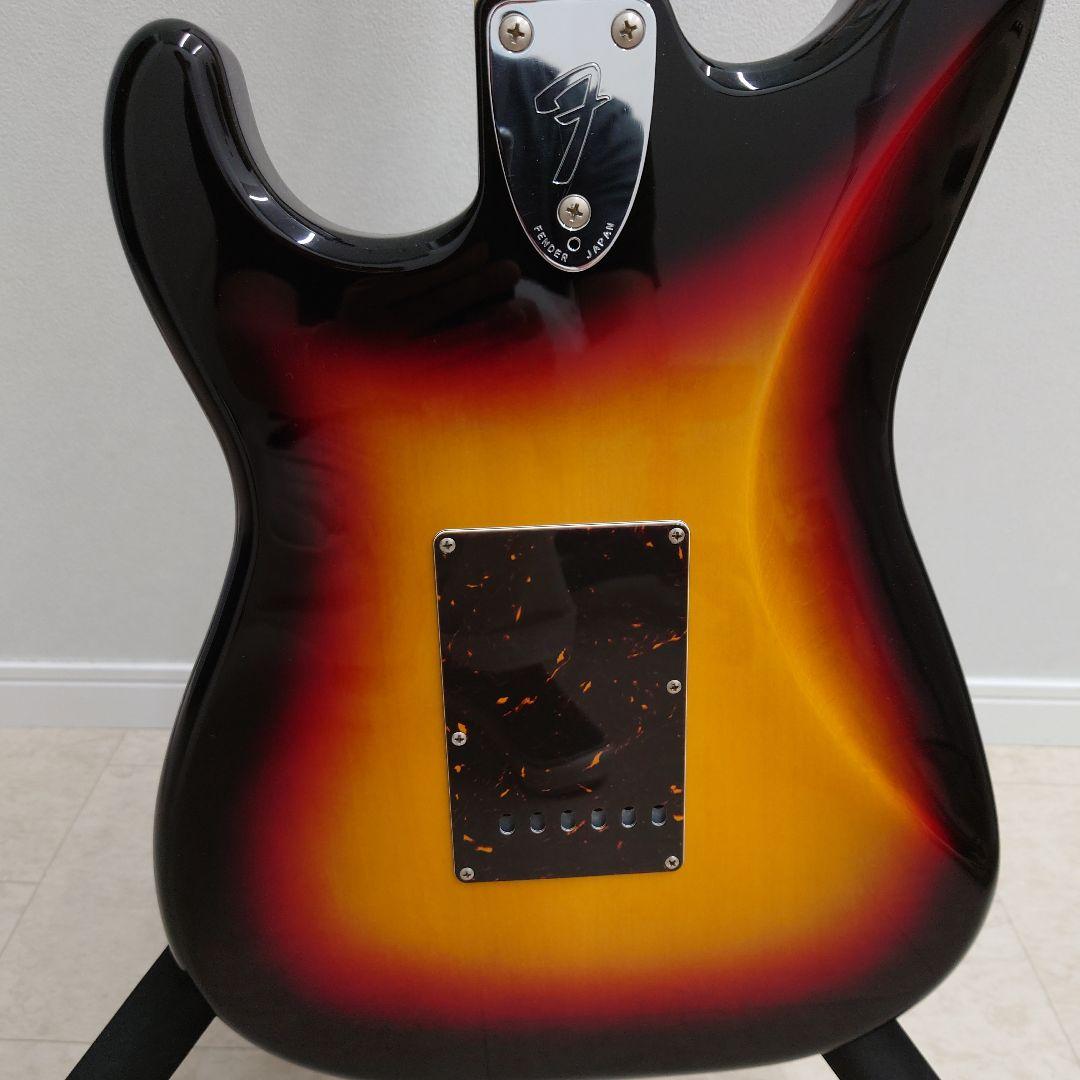 ギター Fender Japan Traditional 70 Stratocaster