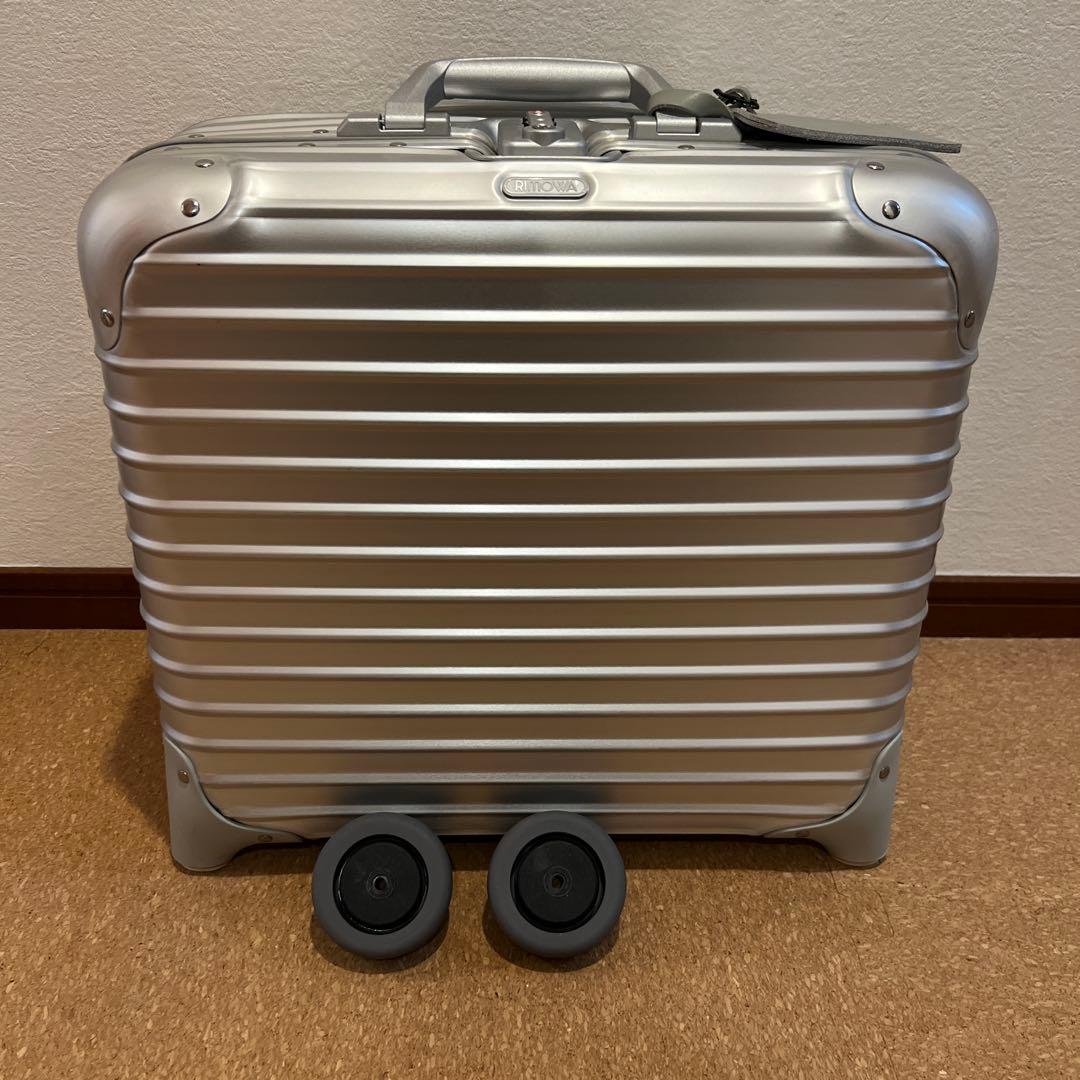 バッグ RIMOWA TOPAS BUSINESS TROLLEY 28L