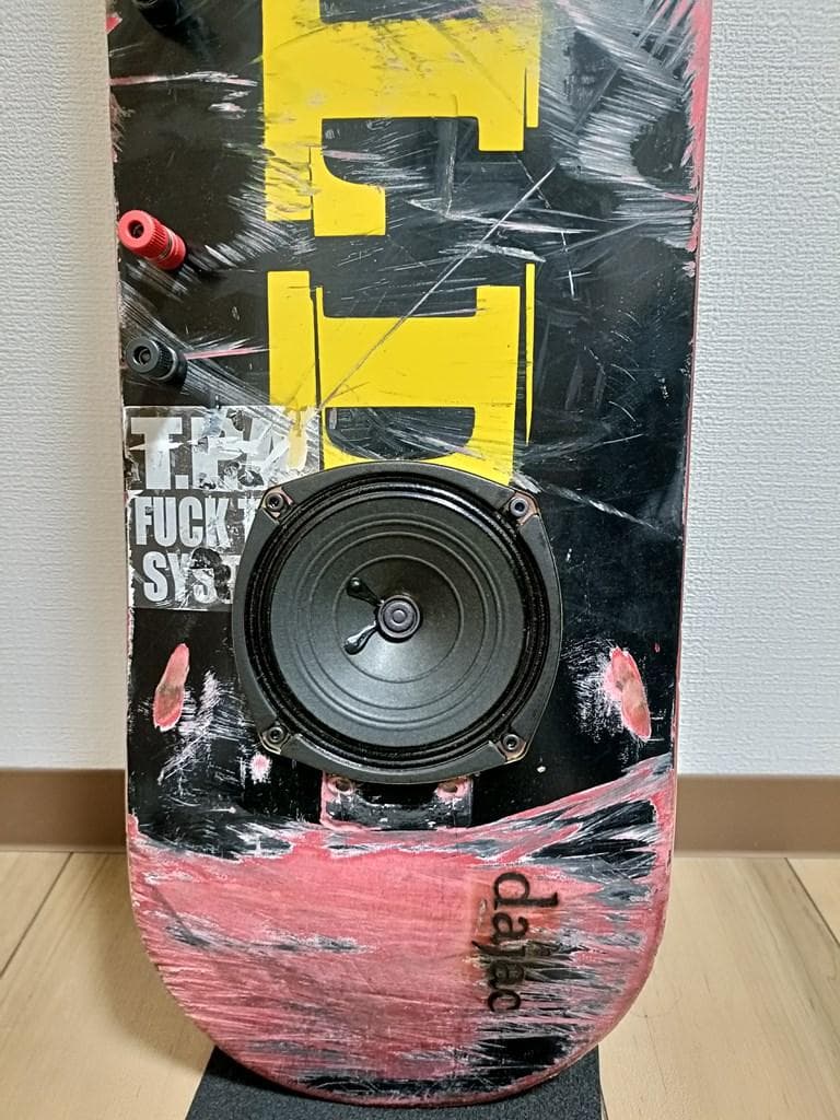 「dajac（ダジャック）」スケートボード型 スピーカー 有線接続 ハンドメイド