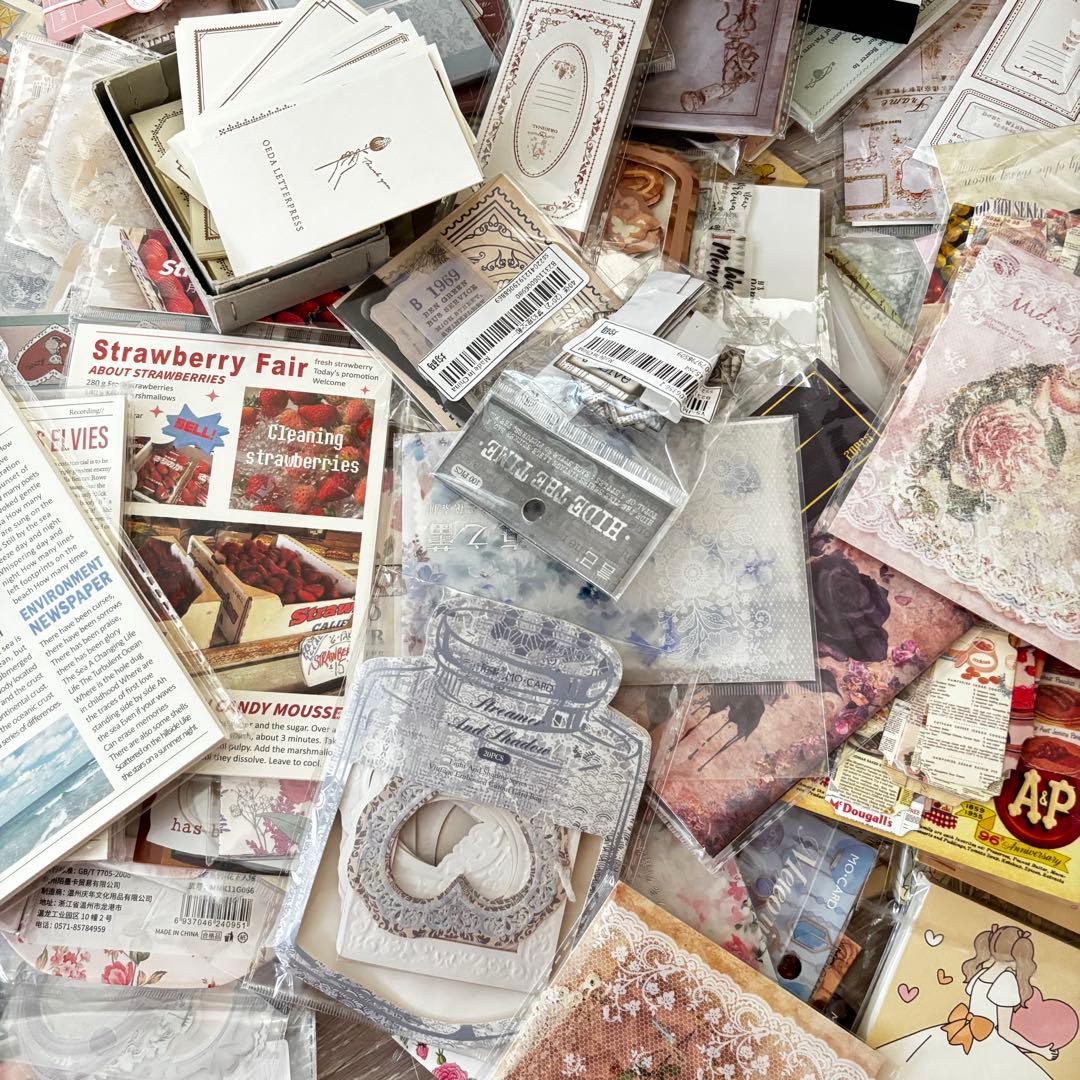紙物 コラージュ素材 大量まとめ売り‼️ 海外紙物