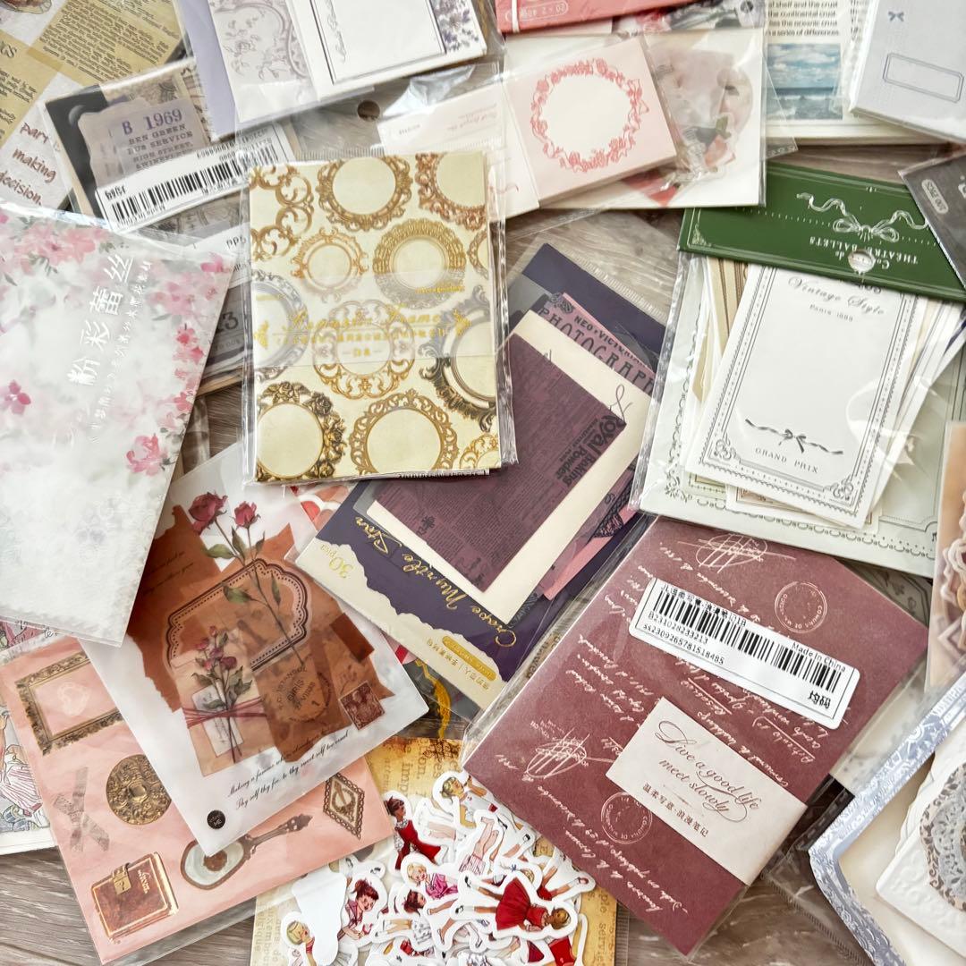 紙物 コラージュ素材 大量まとめ売り‼️ 海外紙物