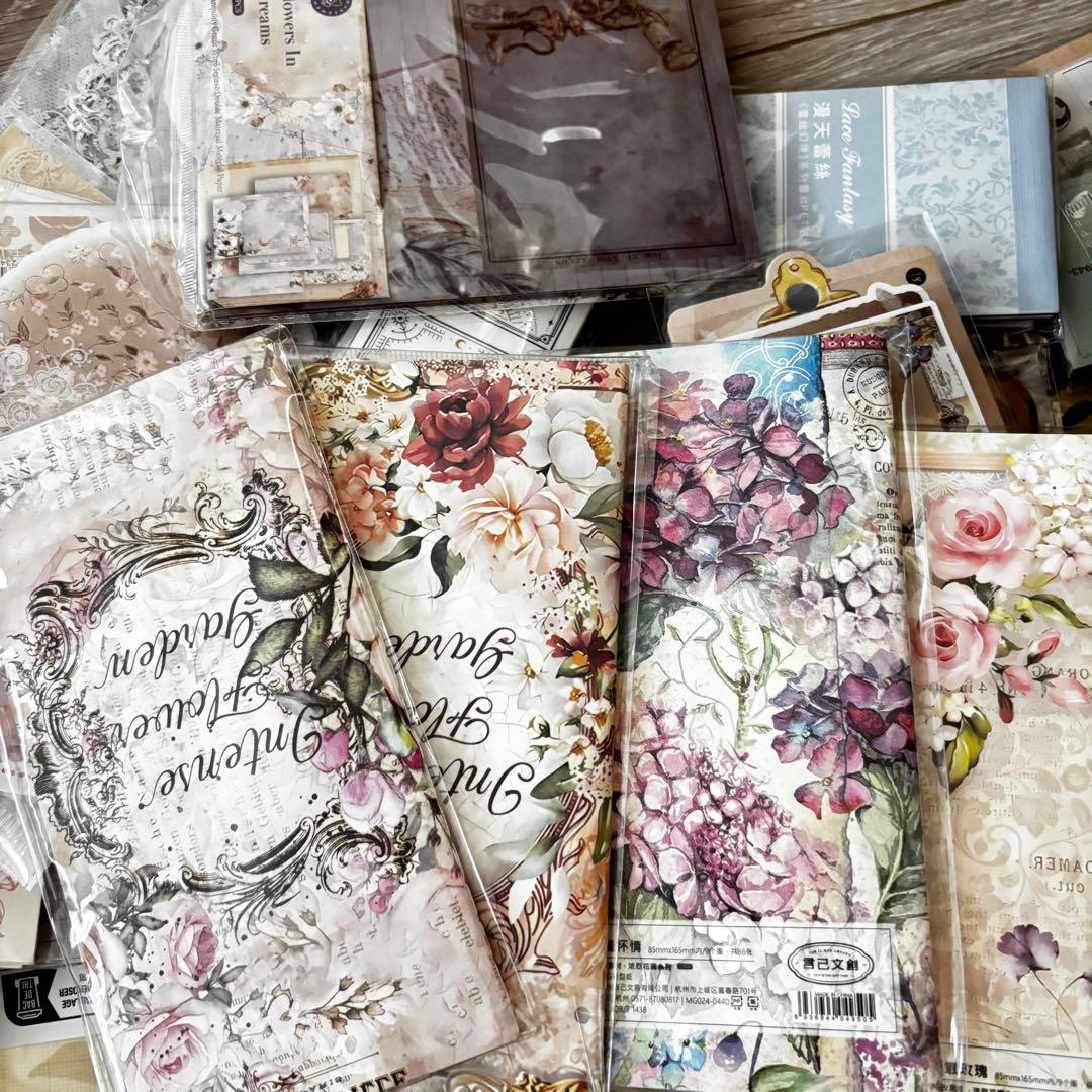 紙物 コラージュ素材 大量まとめ売り‼️ 海外紙物