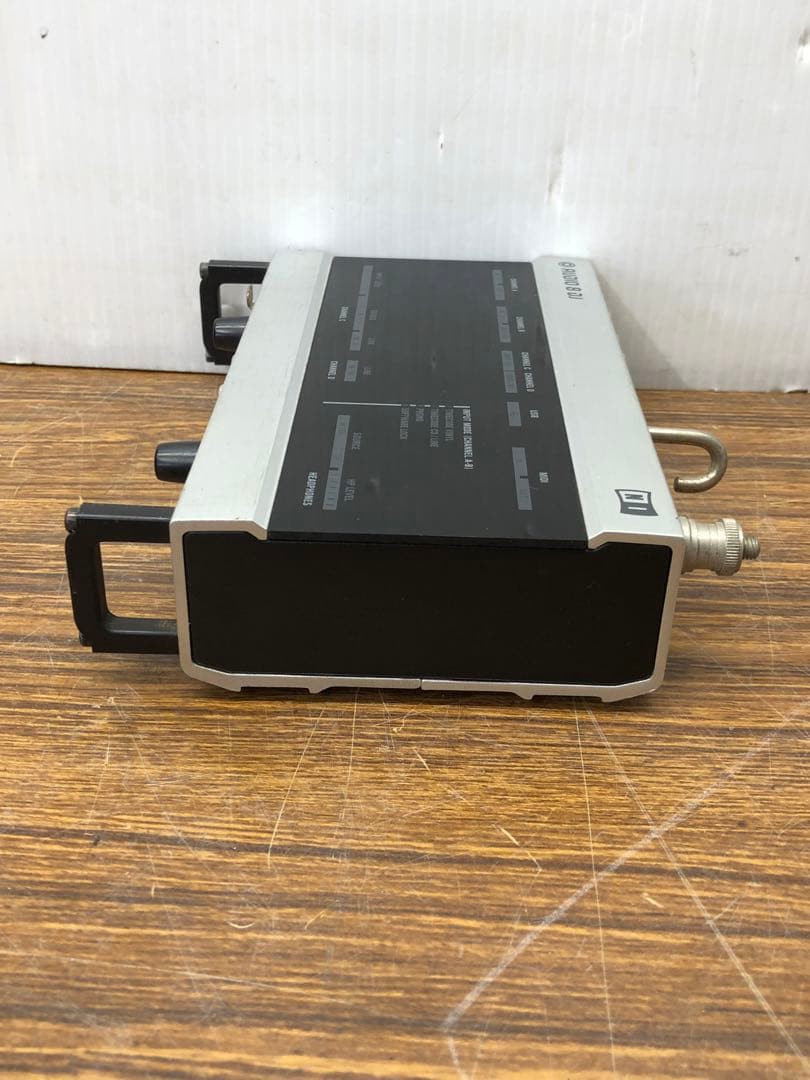NATIVE INSTRUMENTSオーディオインターフェイス AUDIO8DJ