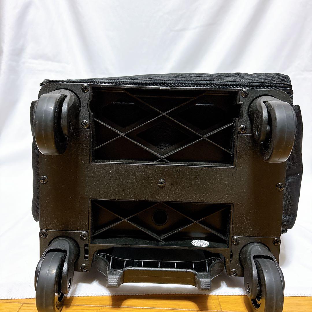 【新品✨️】SWANY スワニー スターツコラボ ブラック イス付き スーツケース