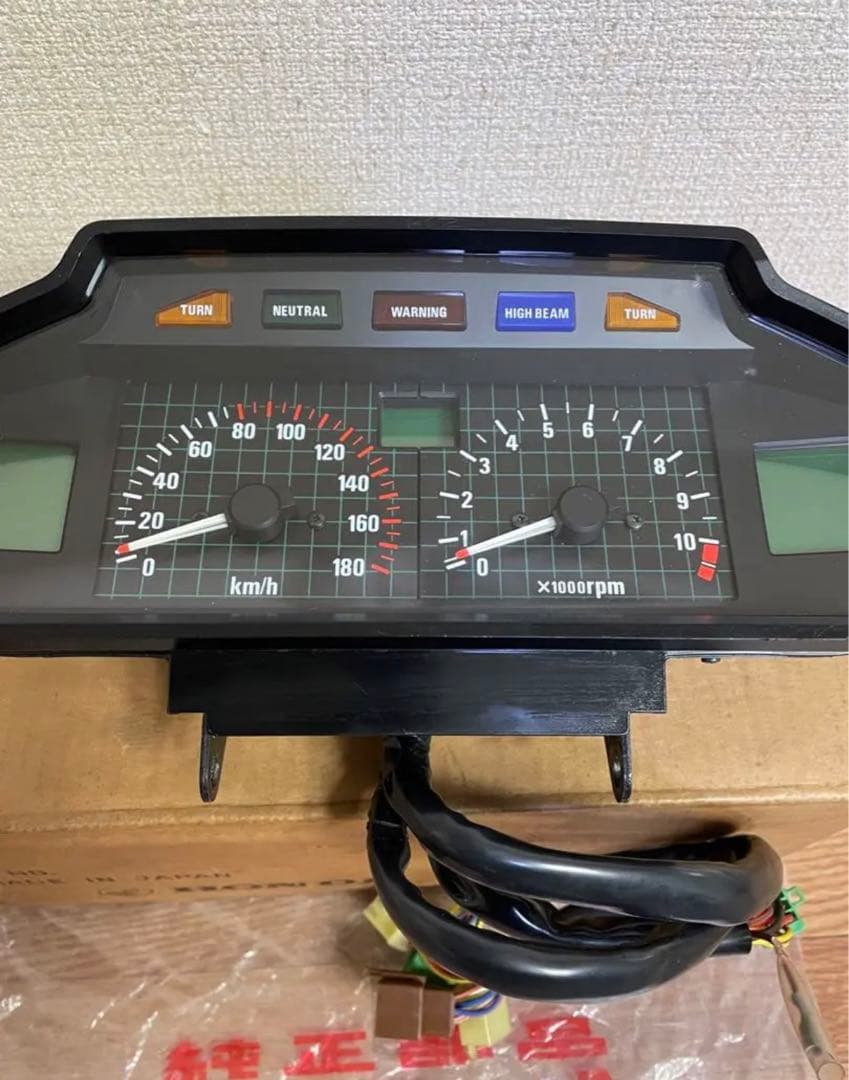 ホンダ　スピードメーター　ナナハン　SABRE