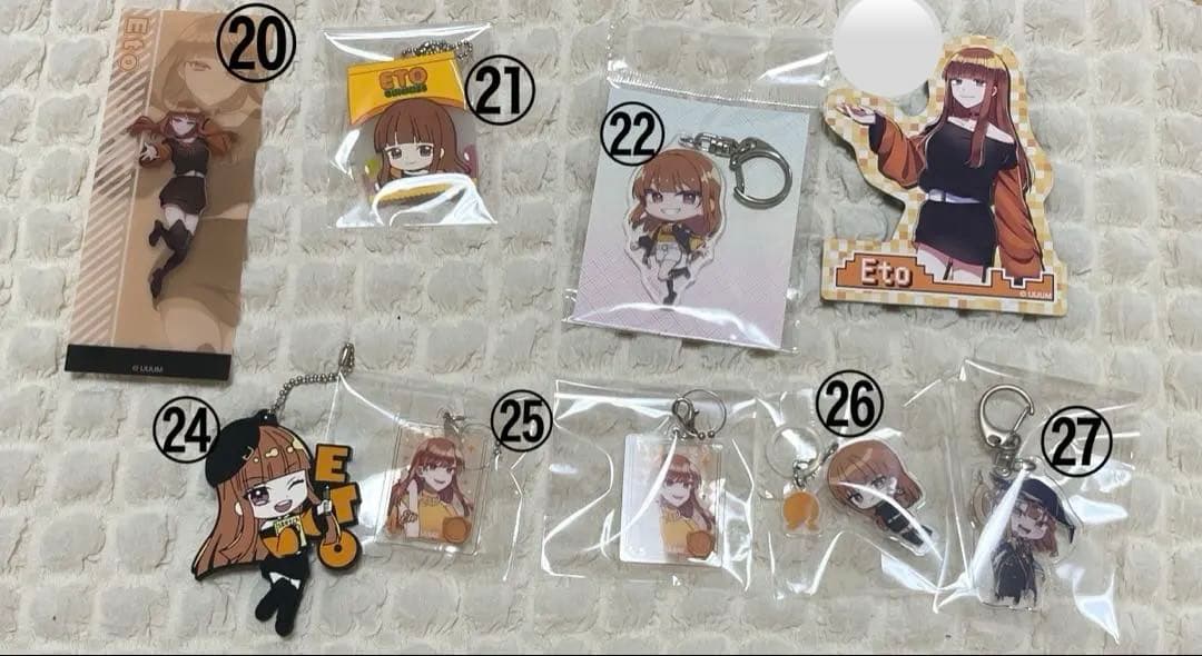 カラフルピーチ　からぴち　えと　缶バッジ　アクスタ　まちぼうけ　フィギュア