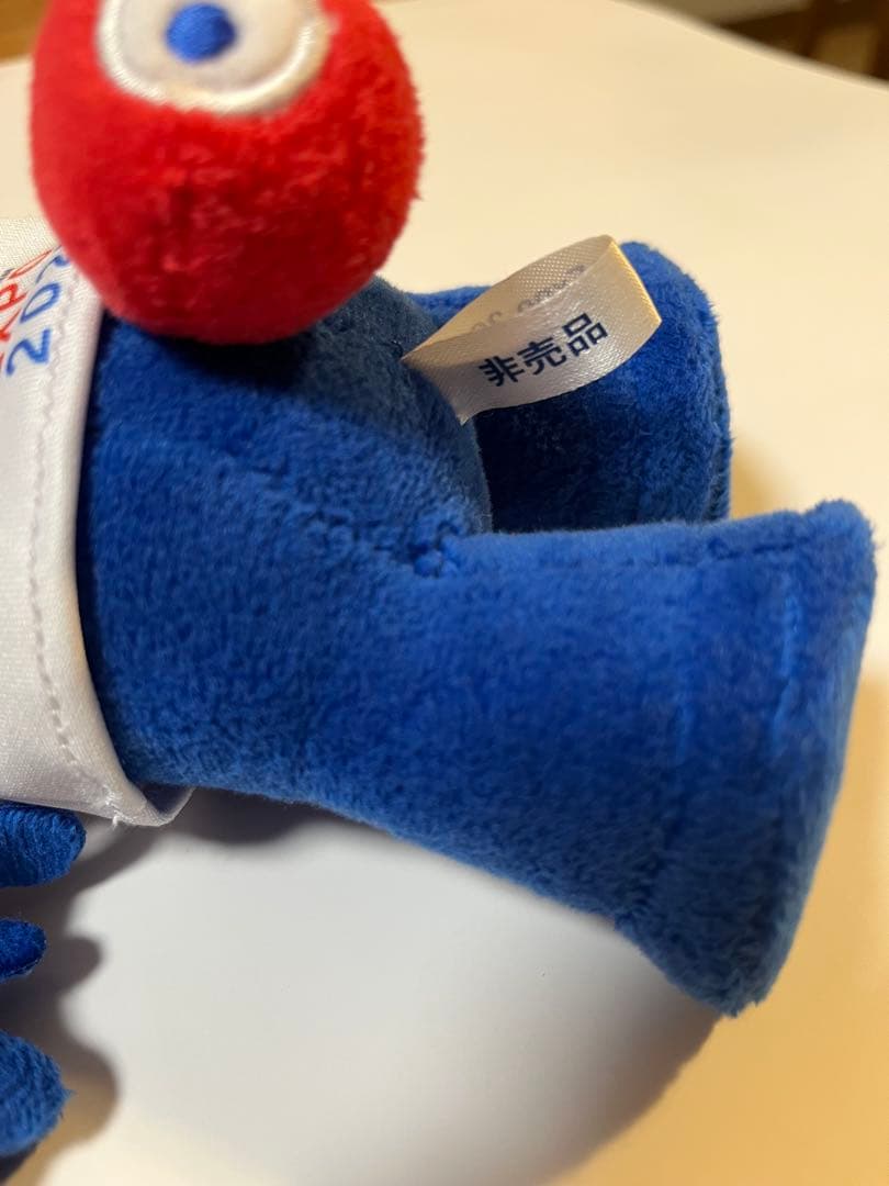 ミャクミャク　ぬいぐるみ