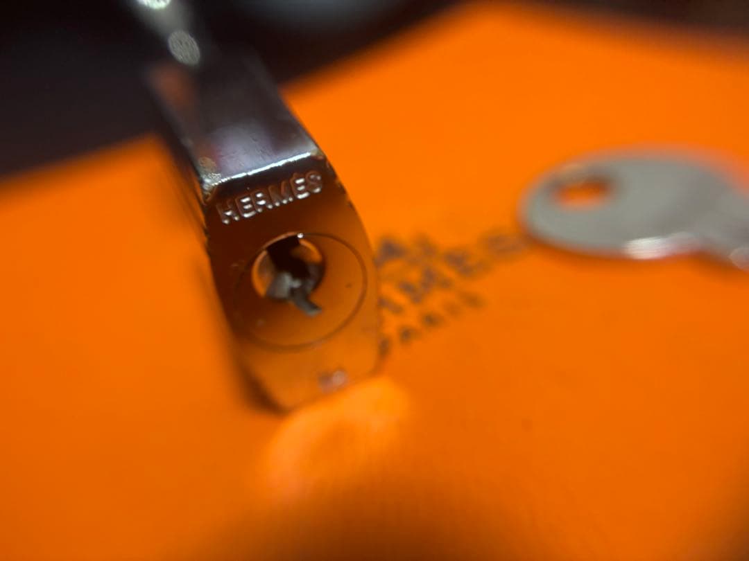 エルメス シルバー　カデナ　南京錠　パドロック　鍵　キー　NO114