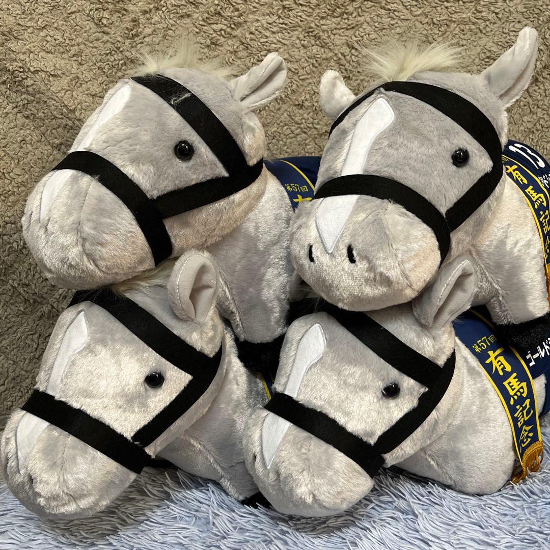 サラブレッドコレクション　ふわふわBIG ゴールドシップ4体セット