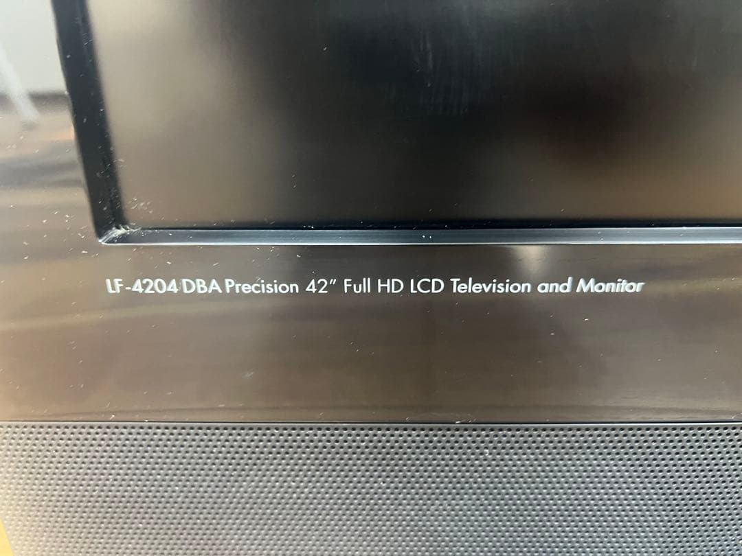 バイ・デザイン　42V型フルハイビジョン液晶テレビ LF-4204DBA