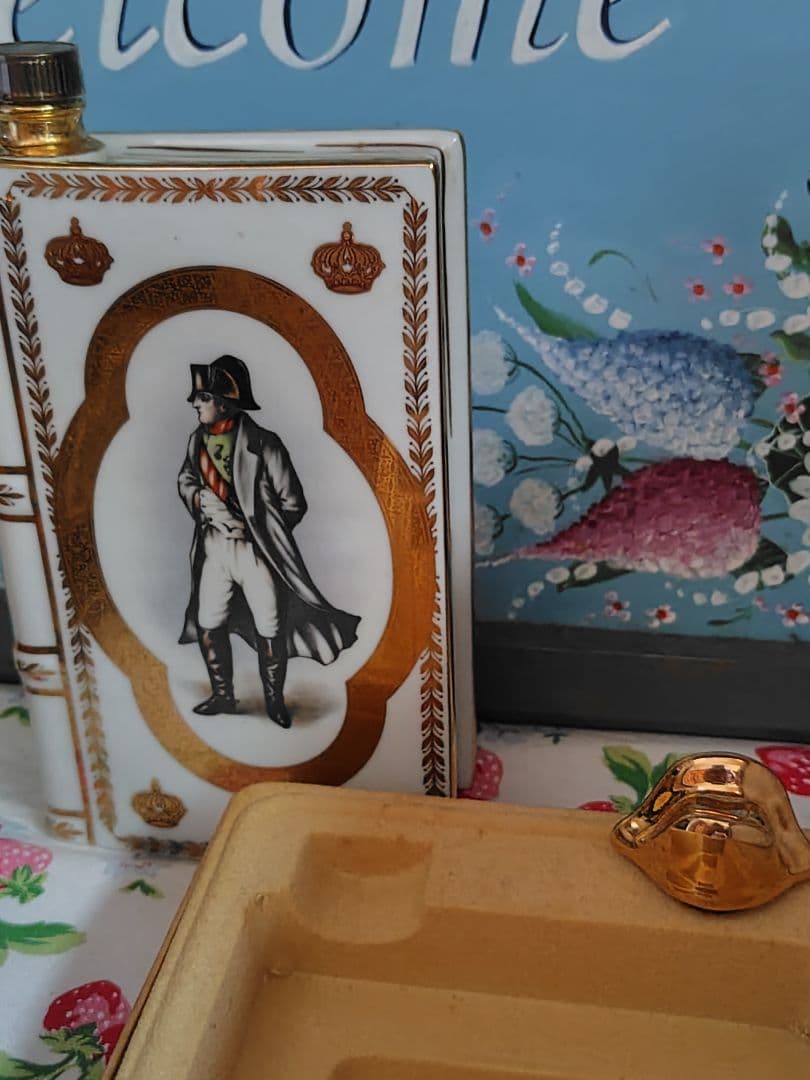 カミュ　ナポレオン　コニャック　CAMUS 未開栓　750ml ブック