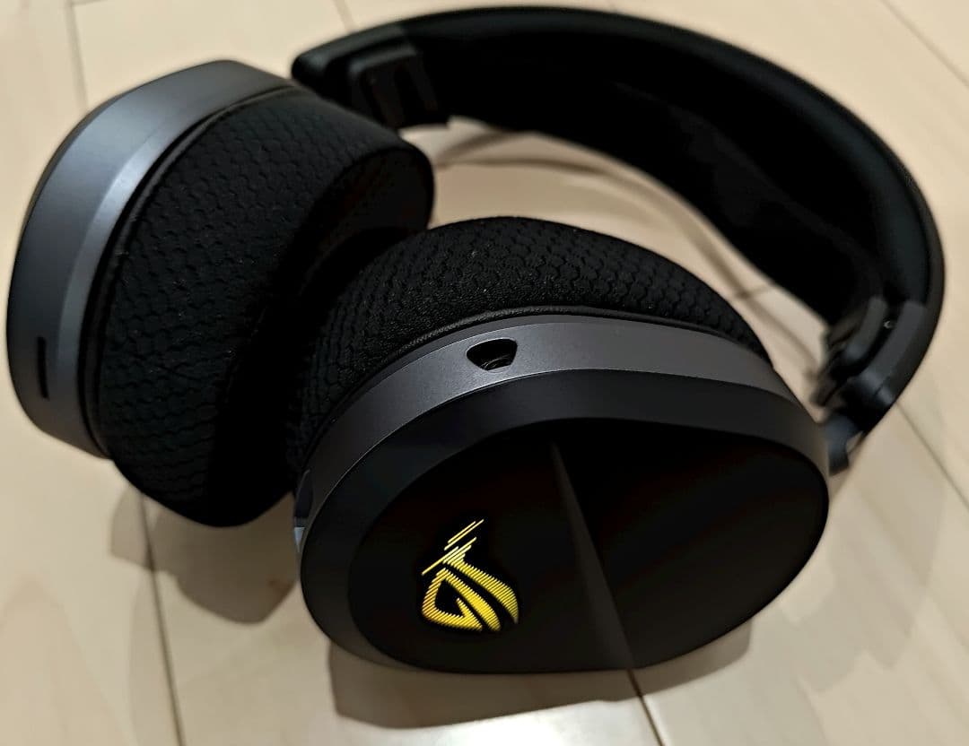 ASUS ROG PELTA ゲーミングヘッドセット