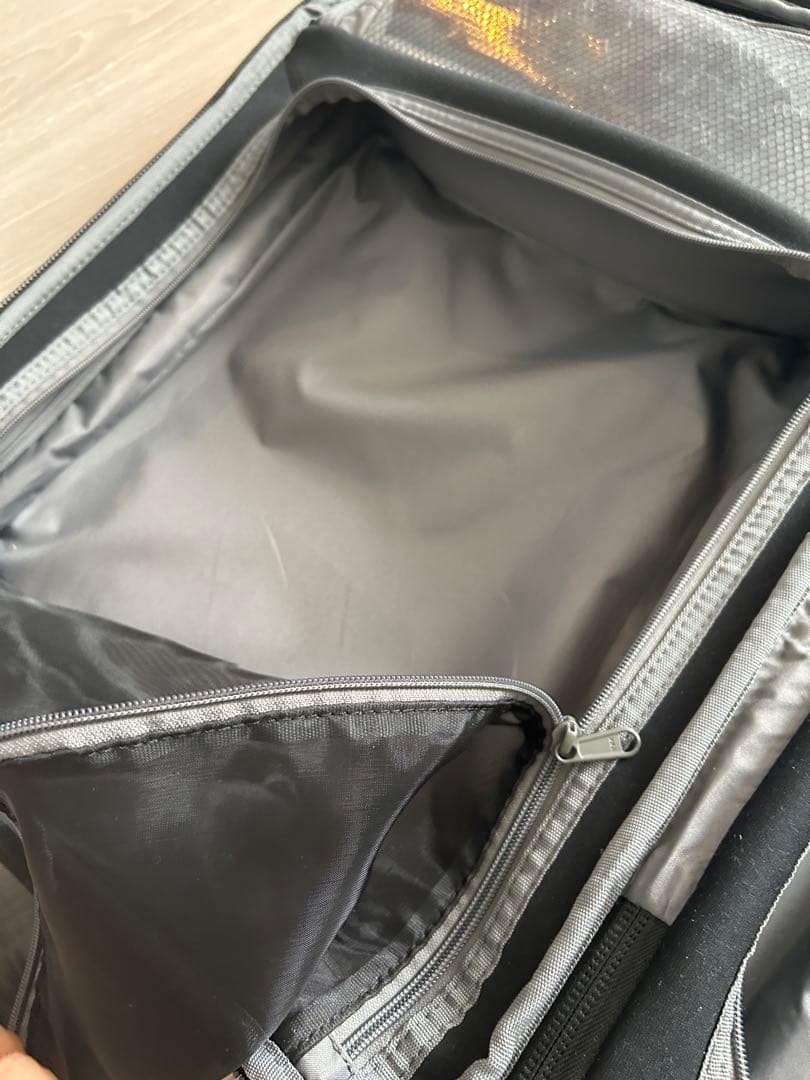 BURTON バートン　キャリーケース　ユズド