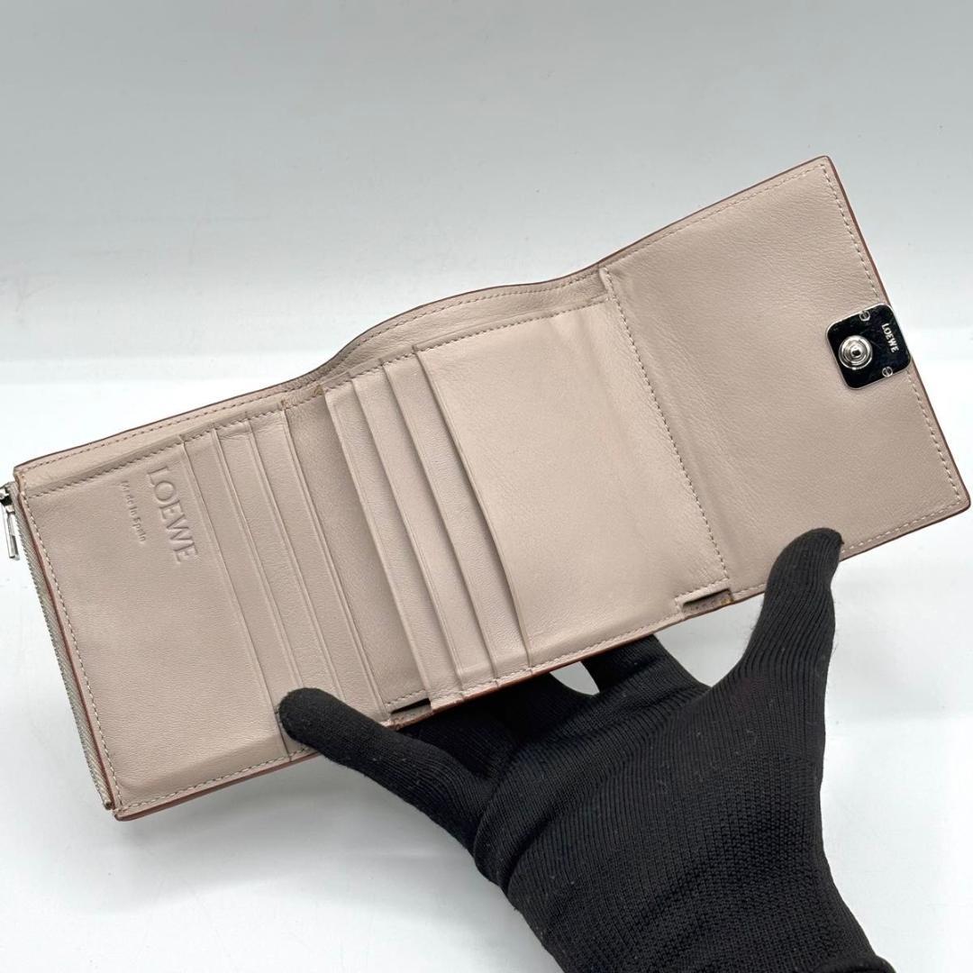 美品 箱袋付属 ロエベ 三つ折り財布 アナグラム ベージュ コンパクト 小銭入れ