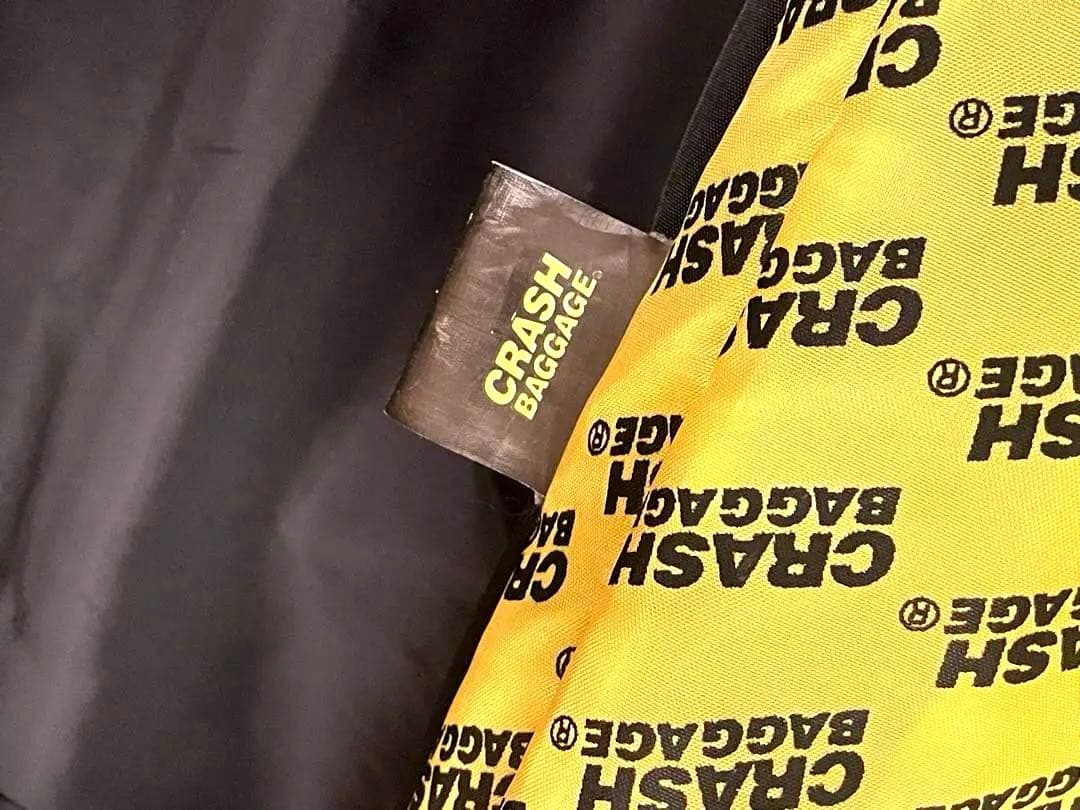 CRASH BAGGAGE（クラッシュバゲージ）　ブラック　Sサイズ